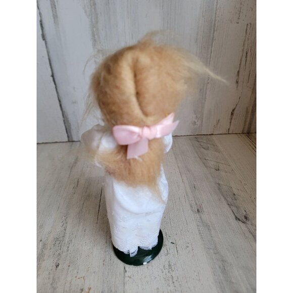 Byers Choice Nutcracker doll young girl Victorian Caroler Xmas figure vintage - Picture 9 of 12